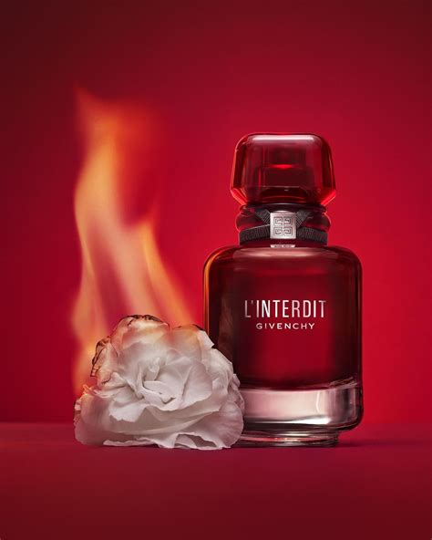 Parfum L'Interdit Givenchy .